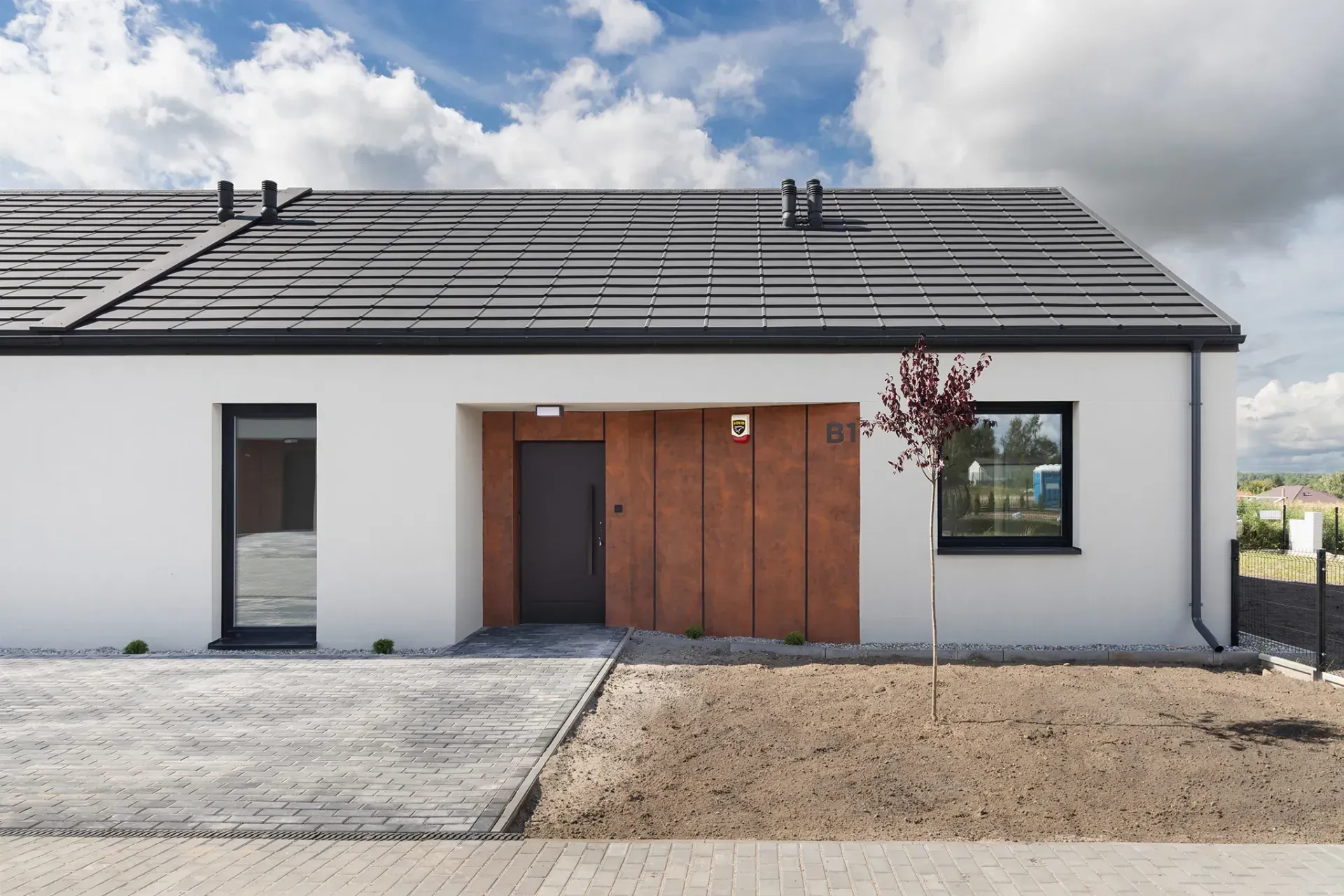 ETAP 2 | 90 m² + poddasze 40 m² | Duży ogródek 2