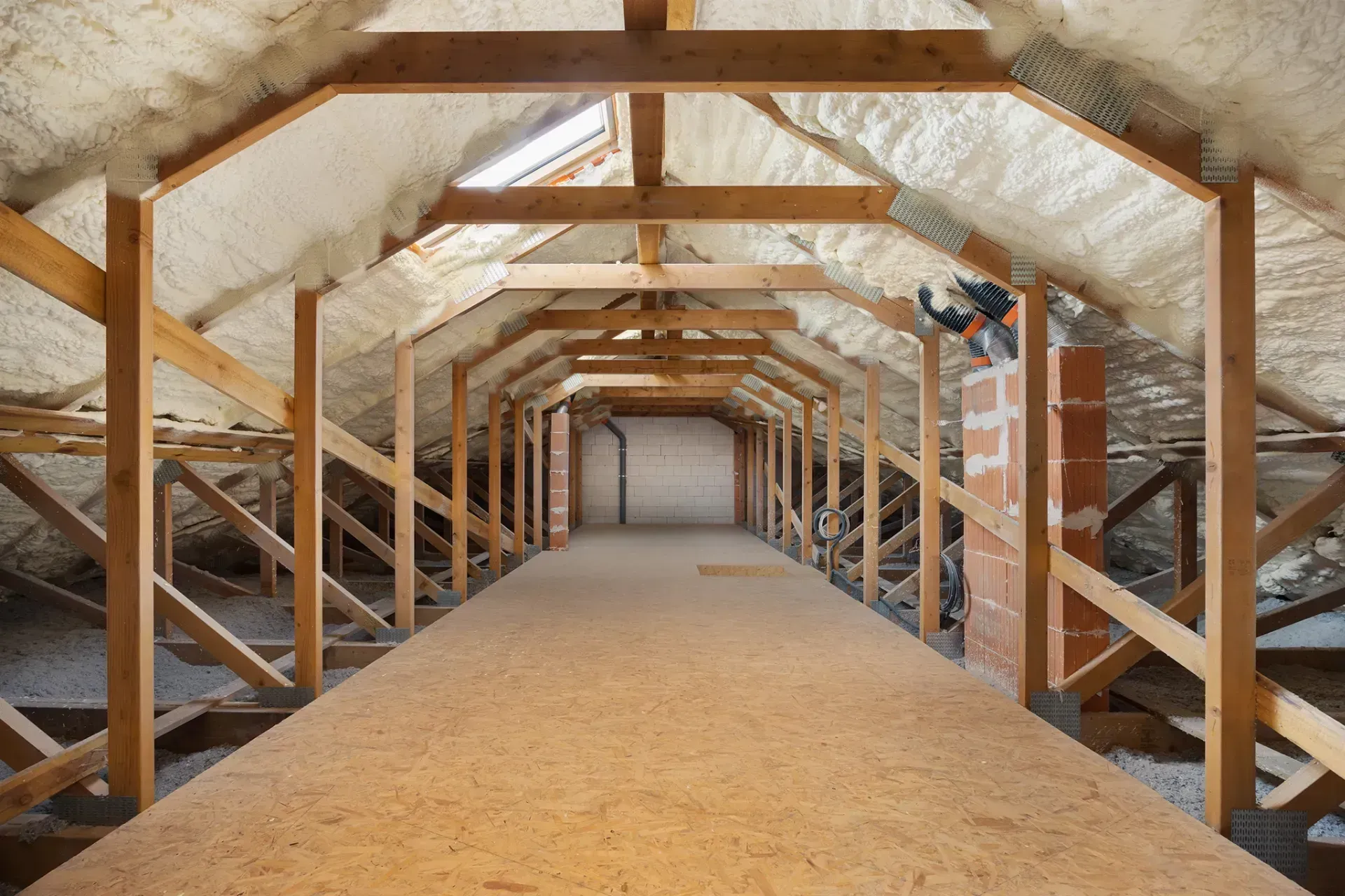 ETAP 2 | 90 m² + poddasze 40 m² | Duży ogródek 15