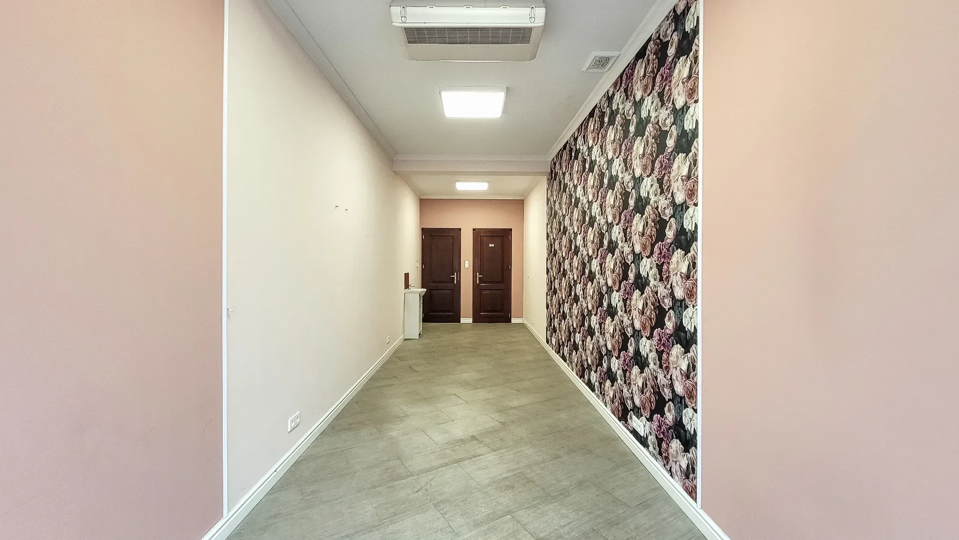 Lokal usługowy w centrum | Witryna | Klimatyzacja 3